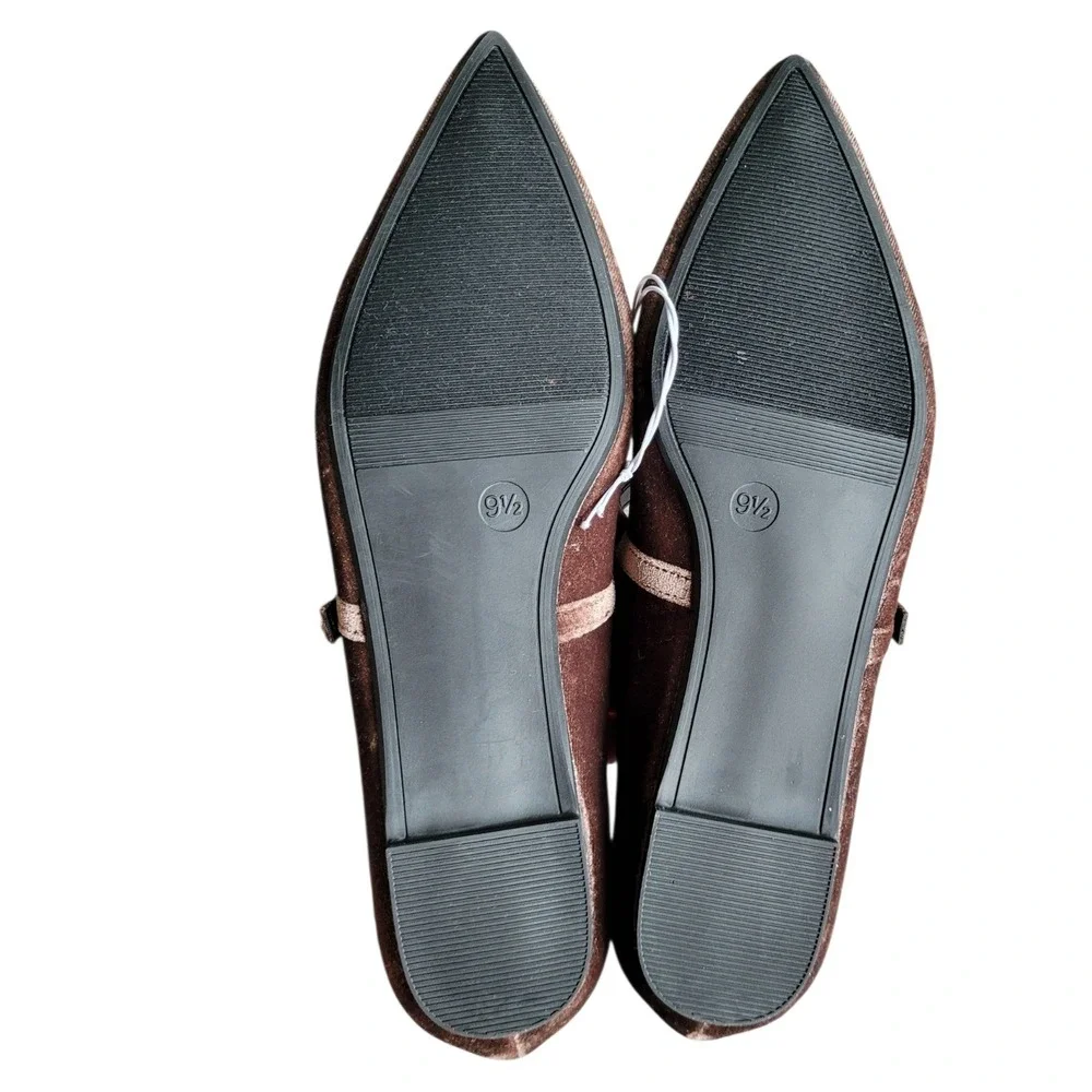 A NEW DAY 9.5 Brown Gabriella Memory Foam Velvet Pointed Toe Mary Jane Flat
